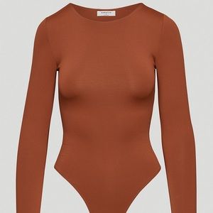 Aritzia Contour Crew Longsleeve Bodysuit- NWT